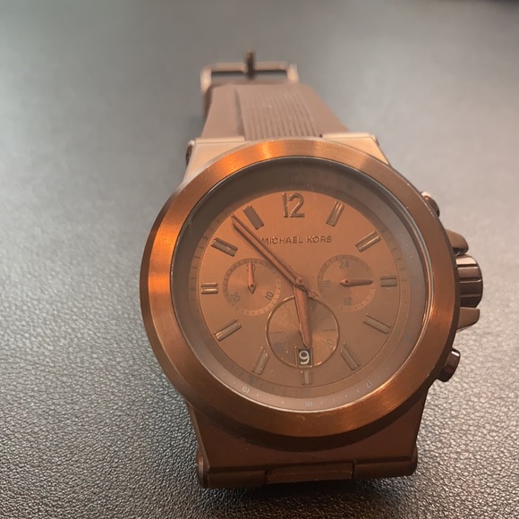 MICHAEL KORS
Dylan Quartz Black Dial Men's Watch - Picture 2 of 5